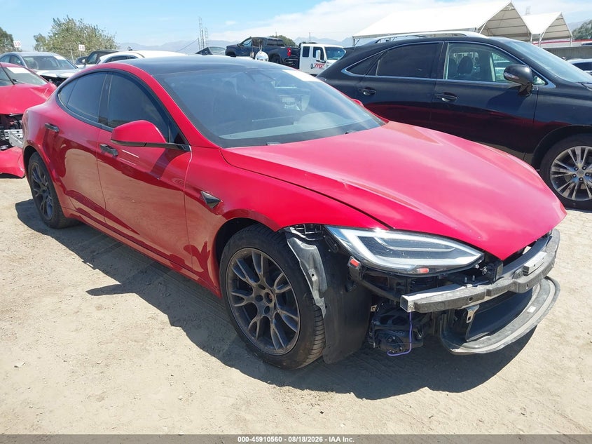 2021 Tesla Model s VIN 5YJSA1E56MF437749 — IAAI salvage auction photo