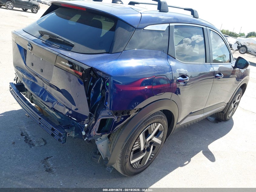 2026 Nissan Kicks VIN 3N8AP6CEXTL387064 IAAI salvage auction — REAR END, Wait Title, sold $7,600 on 2026-10-04 (photo 4)