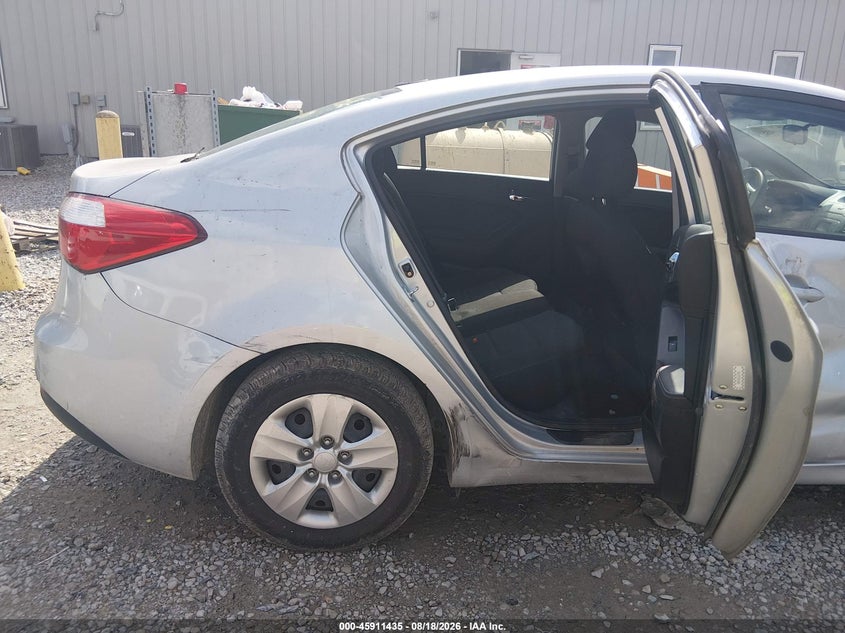 2016 Kia Forte VIN KNAFK4A65G5559746 IAAI salvage auction — FRONT END, Salvage (Ohio), sold $1,450 on 2026-09-12 (photo 8)