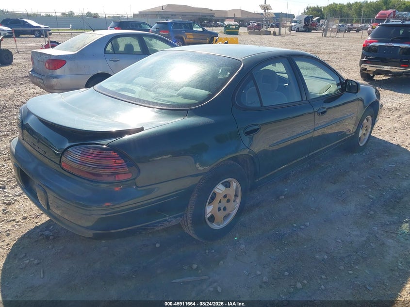 2001 Pontiac Grand prix VIN 1G2WK52J01F236416 IAAI salvage auction — NORMAL WEAR, Clear-Endorsement (Wisconsin), sold $825 on 2026-09-03 (photo 4)