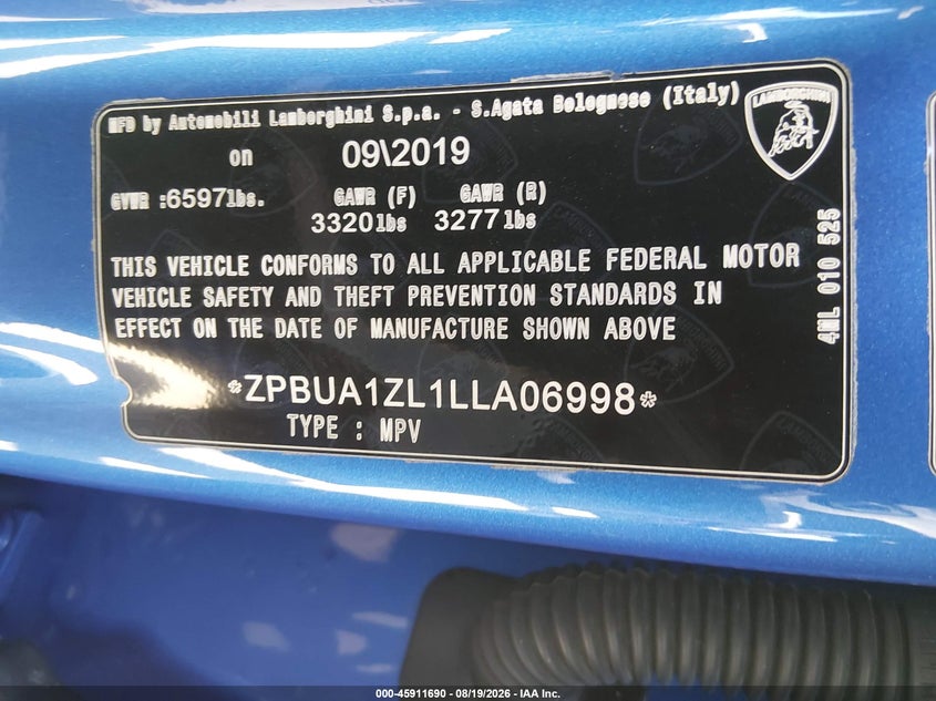2020 Lamborghini Urus VIN ZPBUA1ZL1LLA06998 IAAI salvage auction — Left & Right Side, Clear, sold $115,000 on 2026-09-09 (photo 9)