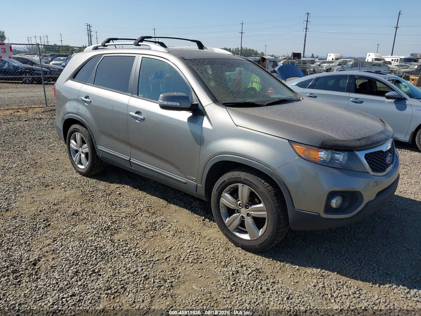 2013 Kia Sorento VIN 5XYKUDA22DG411811 IAAI salvage auction — NORMAL WEAR, Clear - Public Restricted (Oregon), sold $925 on 2026-08-21 (photo 1)