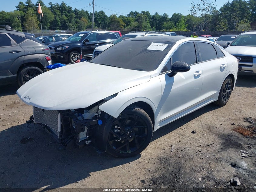 2026 Kia K5 VIN KNAG64J73T5453310 IAAI salvage auction — FRONT & REAR, Wait Title, sold $11,100 on 2026-10-16 (photo 2)