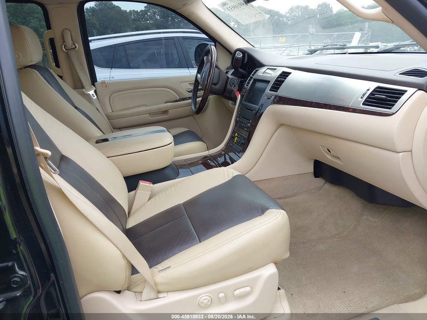 2007 Cadillac Escalade VIN 1GYFK63877R204285 IAAI salvage auction — FRONT END, Salvage (North Carolina), sold $3,050 on 2026-09-02 (photo 5)