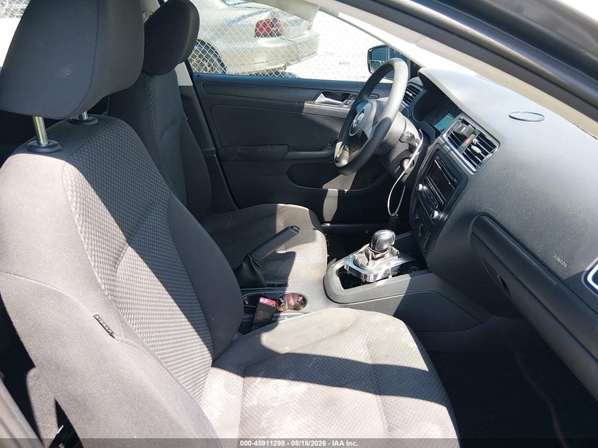2012 Volkswagen Jetta VIN 3VW2K7AJ6CM411811 IAAI salvage auction — NORMAL WEAR, Clear (Florida), sold $550 on 2026-09-07 (photo 5)