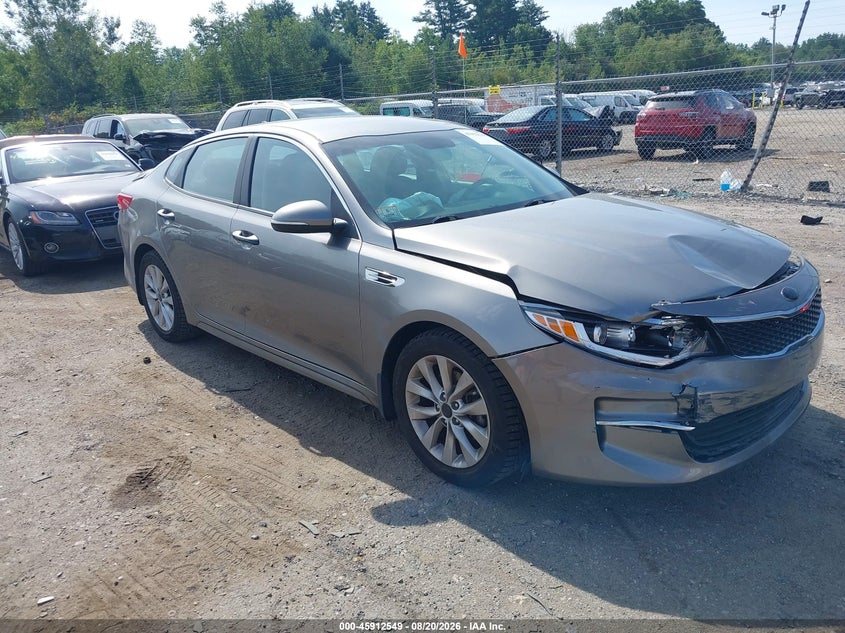 2018 Kia Optima VIN 5XXGT4L31JG268686 IAAI salvage auction — NORMAL WEAR, Wait Title, sold $1,300 on 2026-09-02 (photo 1)