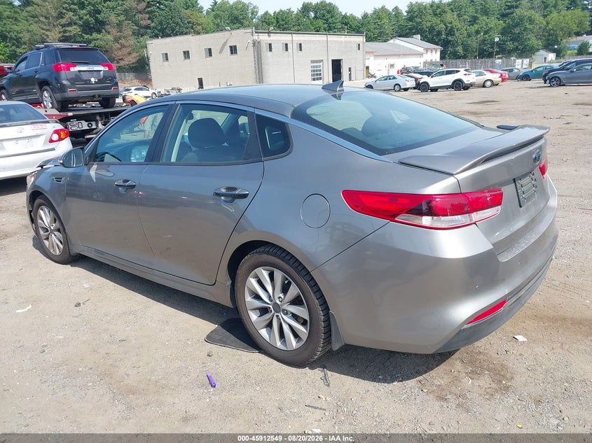 2018 Kia Optima VIN 5XXGT4L31JG268686 IAAI salvage auction — NORMAL WEAR, Wait Title, sold $1,300 on 2026-09-02 (photo 3)