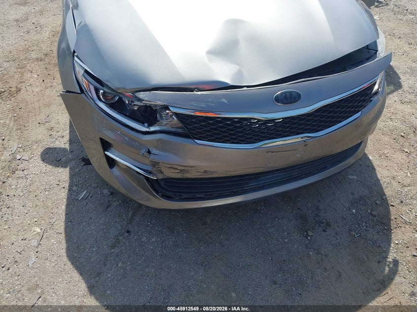 2018 Kia Optima VIN 5XXGT4L31JG268686 IAAI salvage auction — NORMAL WEAR, Wait Title, sold $1,300 on 2026-09-02 (photo 6)