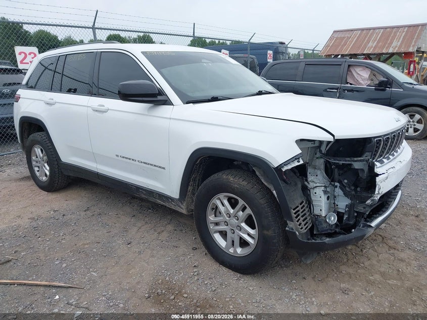 2023 Jeep Grand cherokee VIN 1C4RJHAGXPC529186 — IAAI salvage auction photo