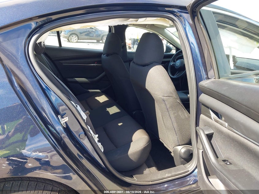 2025 Mazda 3 VIN 3MZBPAAM5SM473210 IAAI salvage auction — SIDE, Wait Title, sold $3,900 on 2026-09-23 (photo 8)