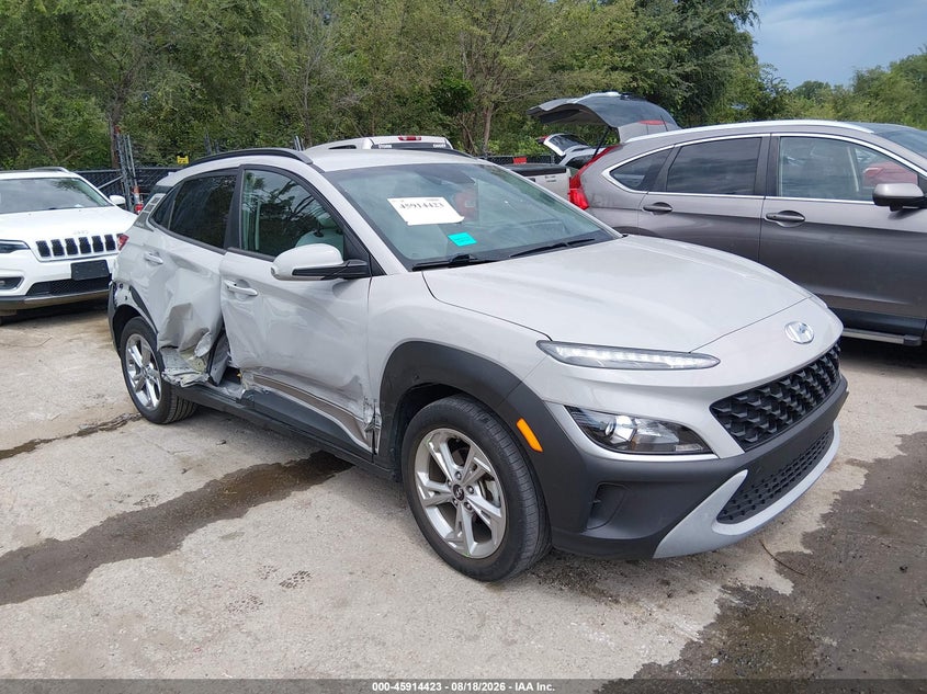 2023 Hyundai Kona VIN KM8K62AB2PU998654 IAAI salvage auction — SIDE, Wait Title, sold $5,600 on 2026-09-08 (photo 1)