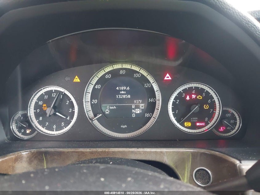 2010 Mercedes-benz E-class VIN WDDHF8HB4AA074996 IAAI salvage auction — LEFT FRONT, Rebuildable (Florida), sold $25 on 2026-09-10 (photo 7)