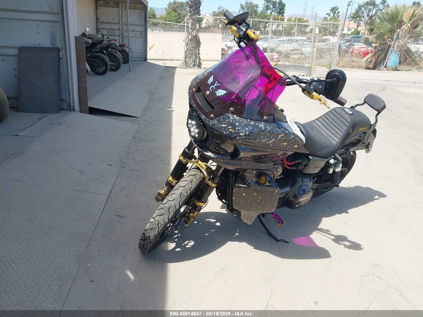 2016 Harley-davidson VIN 1HD1GXM39GC317277 IAAI salvage auction — RIGHT FRONT, Wait Title, sold $9,450 on 2026-09-16 (photo 2)
