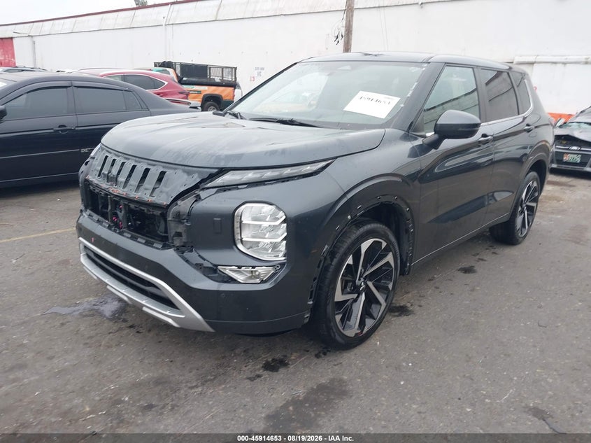 2024 Mitsubishi Outlander VIN JA4J4VA8XRZ050482 IAAI salvage auction — FRONT END, Salvage Title, sold $8,100 on 2026-09-05 (photo 2)