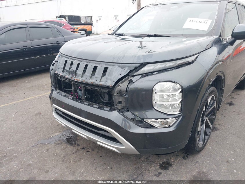 2024 Mitsubishi Outlander VIN JA4J4VA8XRZ050482 IAAI salvage auction — FRONT END, Salvage Title, sold $8,100 on 2026-09-05 (photo 6)