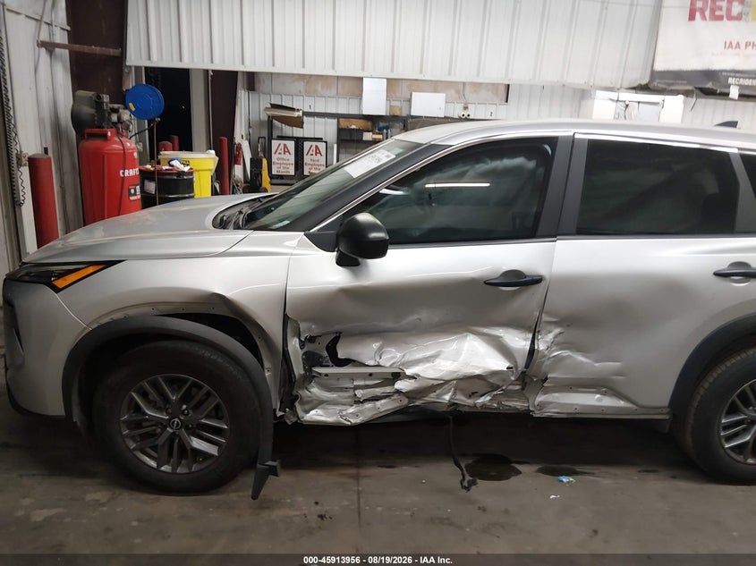 2025 Nissan Rogue VIN 5N1BT3AA1SC817550 IAAI salvage auction — SIDE, Wait Title, sold $0 on 2026-09-25 (photo 6)