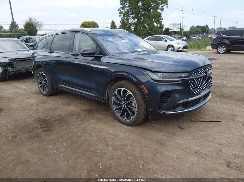 2024 Lincoln Nautilus VIN 5LMPJ8K41RJ851038 — IAAI salvage auction photo