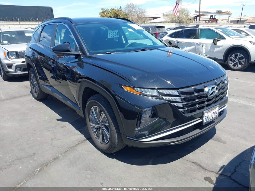 2024 Hyundai Tucson VIN KM8JBCD1XRU205104 IAAI salvage auction — REAR END, Salvage Title, sold $10,700 on 2026-09-30 (photo 1)