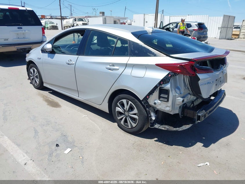 2017 Toyota Prius prime VIN JTDKARFP8H3060102 IAAI salvage auction — NORMAL WEAR, Clear - Dealer Only (California), sold $7,250 on 2026-08-26 (photo 3)