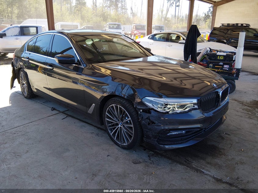 2017 BMW 5er VIN WBAJA7C3XHG904194 — IAAI salvage auction photo