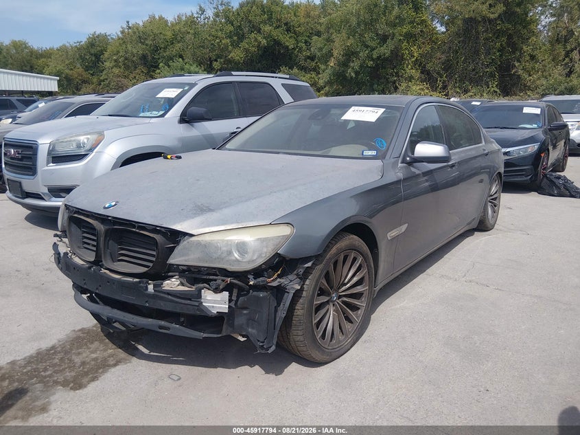 2012 BMW 7er VIN WBAKB8C50CC964963 IAAI salvage auction — NORMAL WEAR, Salvage Title, sold $1,500 on 2026-09-13 (photo 2)