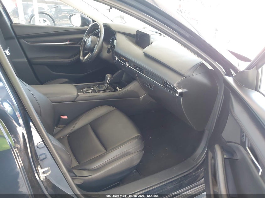 2019 Mazda 3 VIN JM1BPBAM5K1146652 IAAI salvage auction — NORMAL WEAR, Clear-Dealer Only (Ohio), sold $8,925 on 2026-08-25 (photo 5)