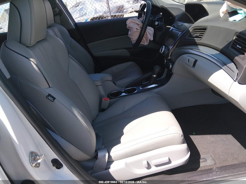 2019 Acura Ilx VIN 19UDE2F72KA013821 IAAI salvage auction — FRONT END, Salvage (California), sold $4,225 on 2026-09-15 (photo 5)