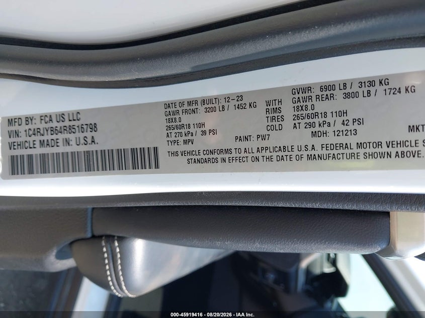 2024 Jeep Grand cherokee VIN 1C4RJYB64R8516798 IAAI salvage auction — ENGINE DAMAGE, Enterprise Vehicles Clear Only (Texas), sold $17,100 on 2026-08-23 (photo 9)