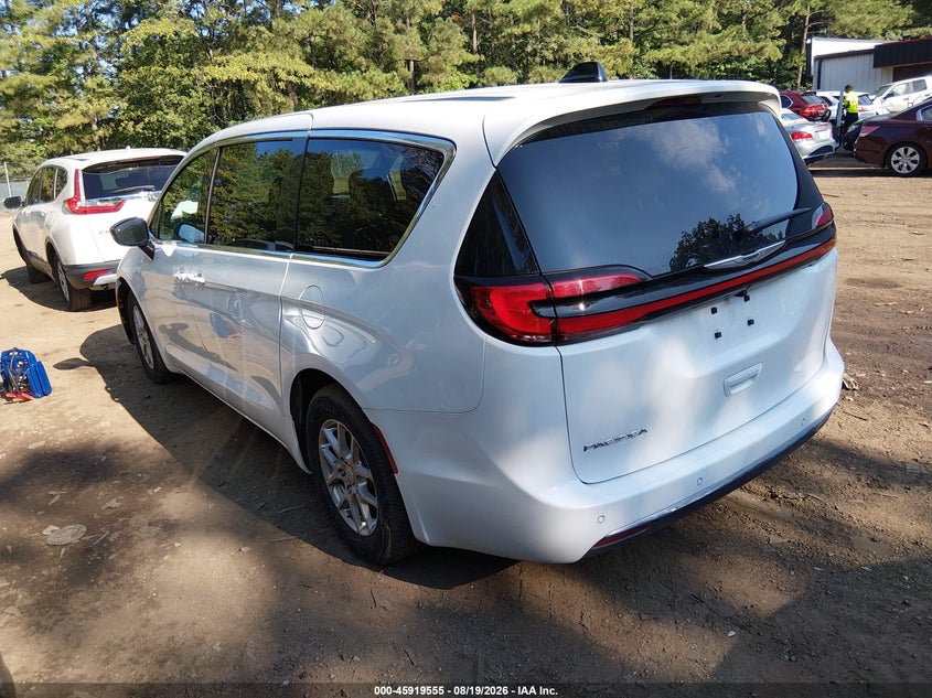 2026 Chrysler Pacifica VIN 2C4RC1BGXTR183447 IAAI salvage auction — RIGHT FRONT, Salvage Title, sold $18,200 on 2026-08-22 (photo 3)