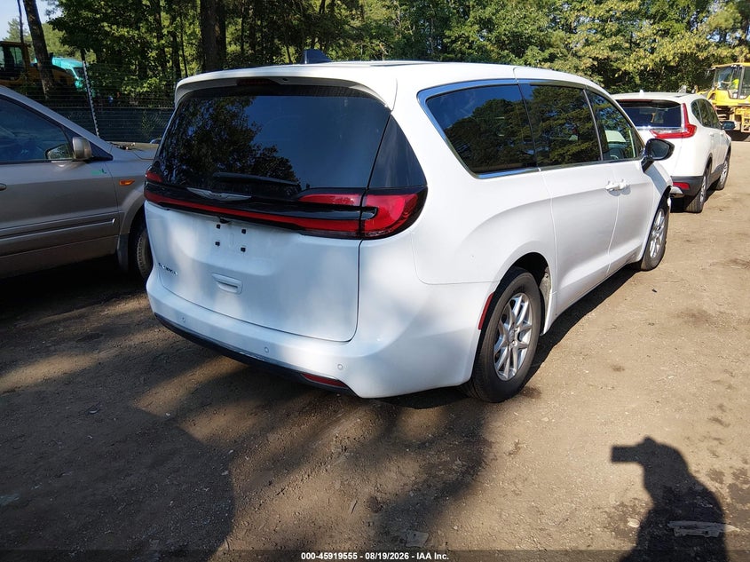 2026 Chrysler Pacifica VIN 2C4RC1BGXTR183447 IAAI salvage auction — RIGHT FRONT, Salvage Title, sold $18,200 on 2026-08-22 (photo 4)