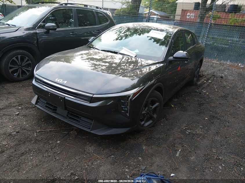 2026 Kia K4 VIN 3KPFT4DE6TE300829 IAAI salvage auction — RIGHT REAR, Enterprise Vehicles Clear Only (Maryland), sold $14,000 on 2026-08-27 (photo 2)