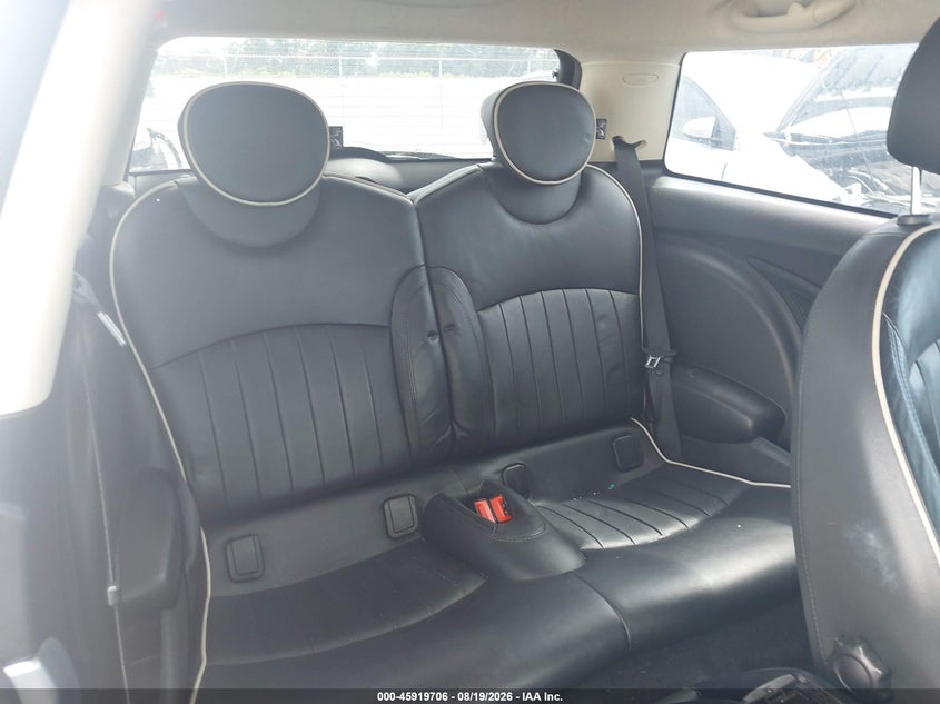 2012 Mini Cooper VIN WMWSU3C56CT369063 IAAI salvage auction — NORMAL WEAR, Clear (Florida), sold $700 on 2026-09-03 (photo 8)