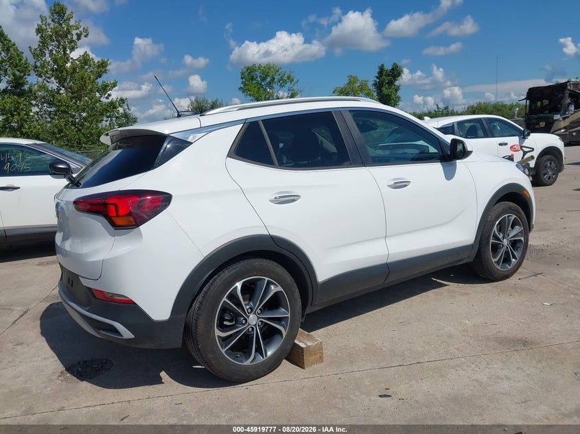 2020 Buick Encore gx VIN KL4MMDSL2LB095149 IAAI salvage auction — LEFT SIDE, Clear (Missouri), sold $1,850 on 2026-10-24 (photo 4)