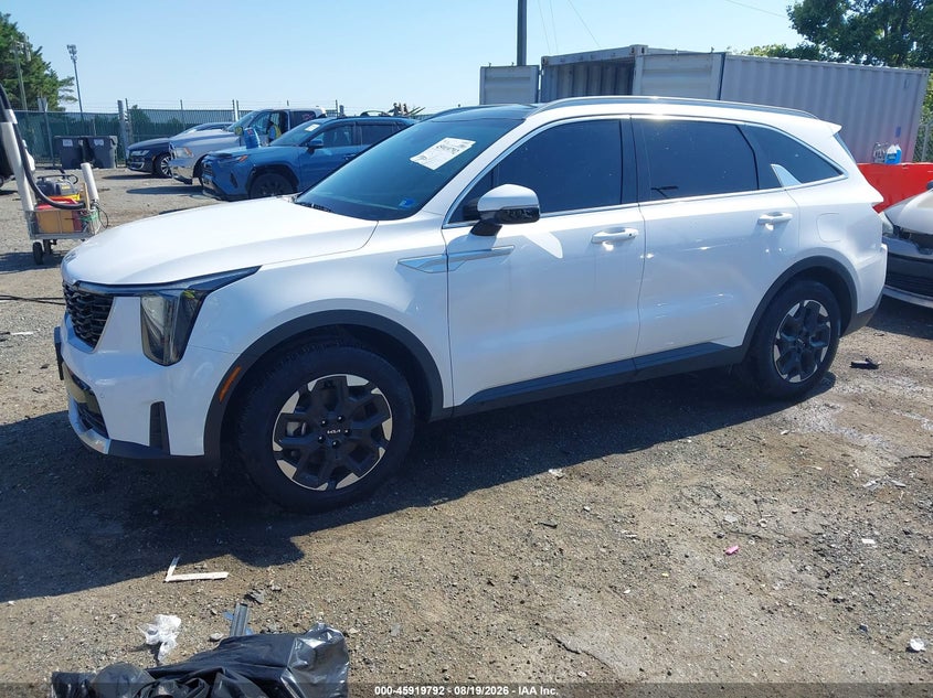2025 Kia Sorento VIN 5XYRL4JC3SG349312 IAAI salvage auction — REAR END, Wait Title, sold $15,800 on 2026-08-30 (photo 2)