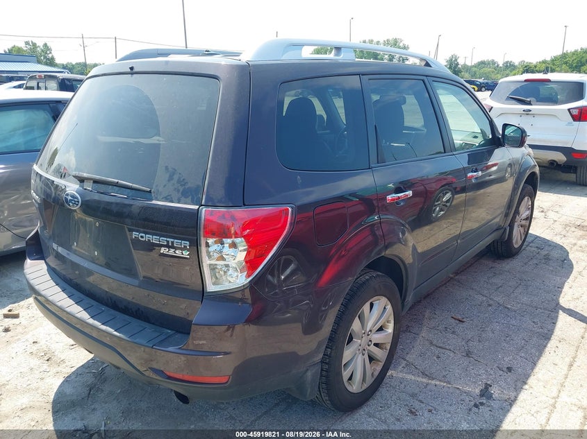 2013 Subaru Forester VIN JF2SHAHC5DH403499 IAAI salvage auction — NORMAL WEAR, Original (Ohio), sold $725 on 2026-09-15 (photo 4)