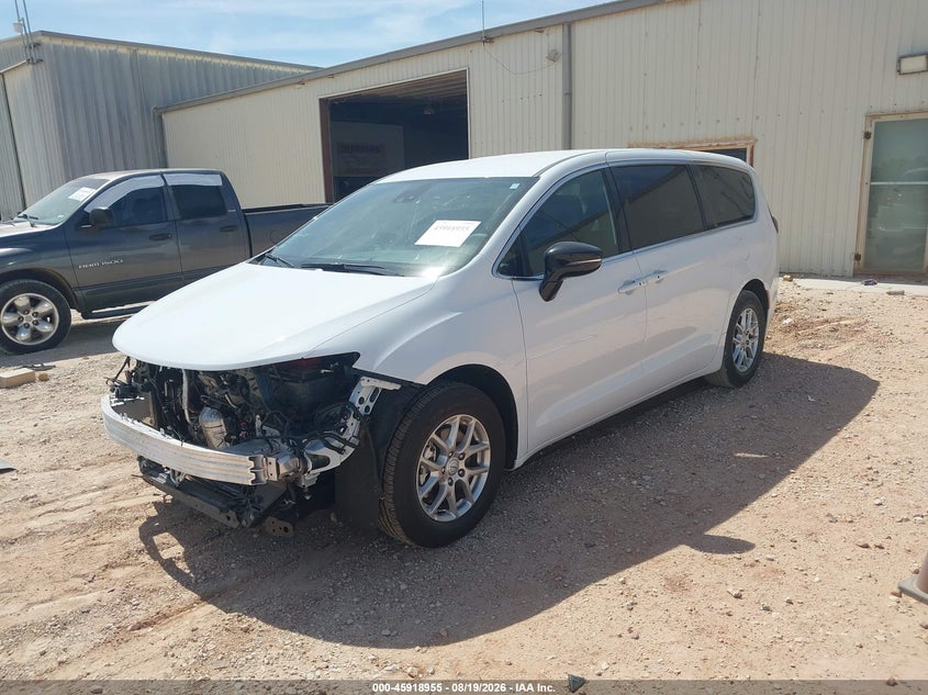 2026 Chrysler Pacifica VIN 2C4RC1BG4TR263374 IAAI salvage auction — FRONT END, Salvage Title, sold $18,100 on 2026-08-22 (photo 2)