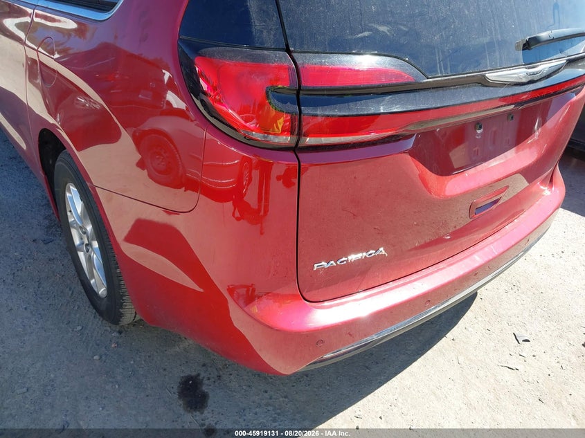 2024 Chrysler Pacifica VIN 2C4RC1BG6RR170185 IAAI salvage auction — REAR END, Enterprise Vehicles Clear Only (Illinois), sold $13,500 on 2026-08-23 (photo 6)