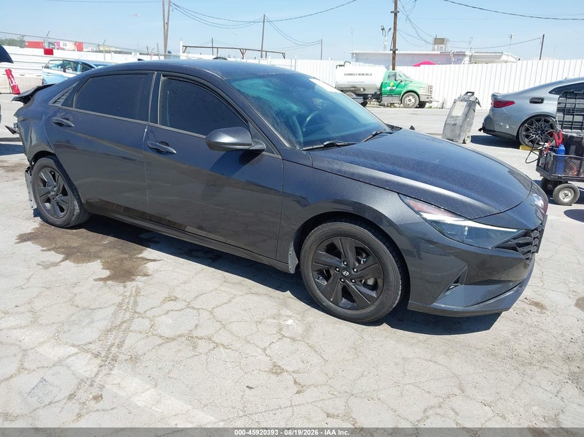2021 Hyundai Elantra VIN 5NPLM4AG1MH051813 IAAI salvage auction — REAR END, Wait Title, sold $3,250 on 2026-09-09 (photo 1)