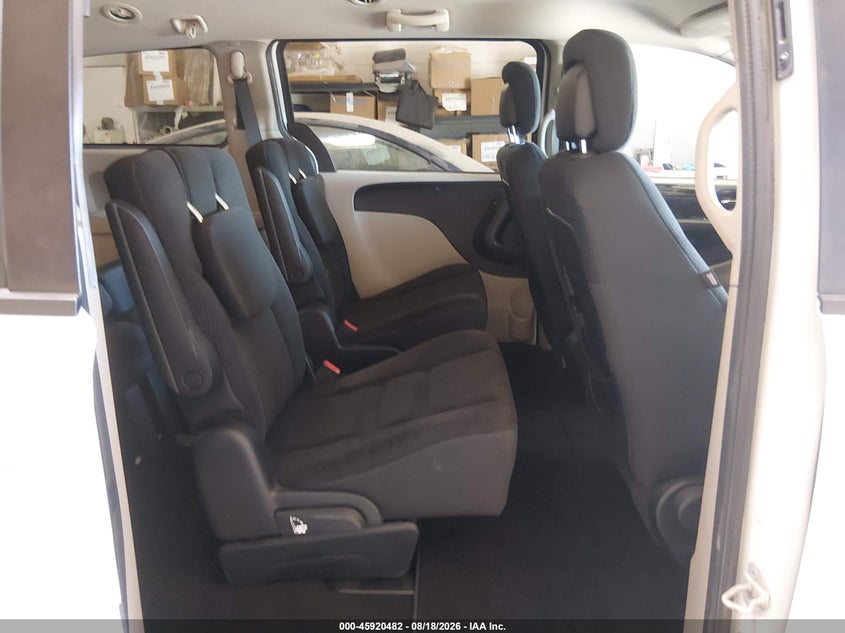 2018 Dodge Grand caravan VIN 2C4RDGBG6JR296681 IAAI salvage auction — NORMAL WEAR, Sf97 (Oklahoma), sold $25 on 2026-09-16 (photo 8)