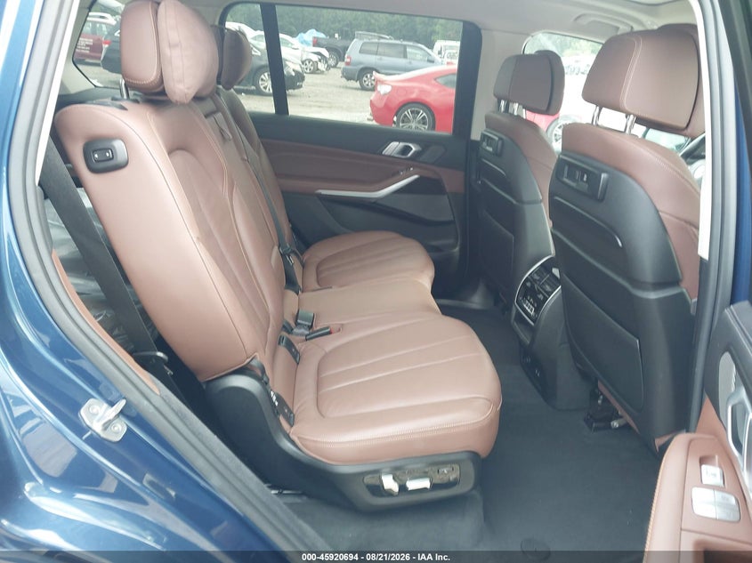 2019 BMW X7 VIN 5UXCW2C56KL084842 IAAI salvage auction — FRONT END, Wait Title, sold $16,150 on 2026-10-14 (photo 8)