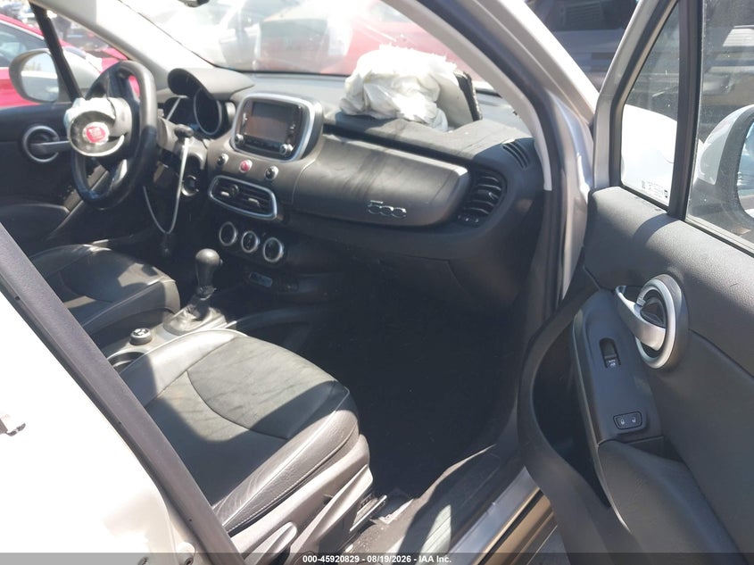 2016 Fiat 500x VIN ZFBCFXET0GP414116 IAAI salvage auction — LEFT & RIGHT, Wait Title, sold $250 on 2026-09-16 (photo 5)