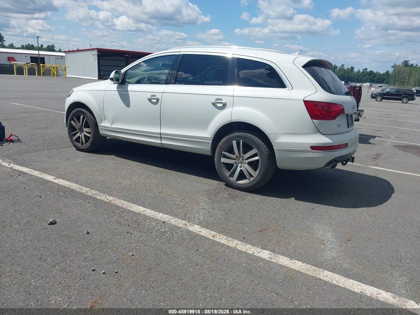 2015 Audi Q7 VIN WA1LMAFE1FD019369 IAAI salvage auction — NORMAL WEAR, Clear (New Jersey), sold $1,200 on 2026-08-29 (photo 3)