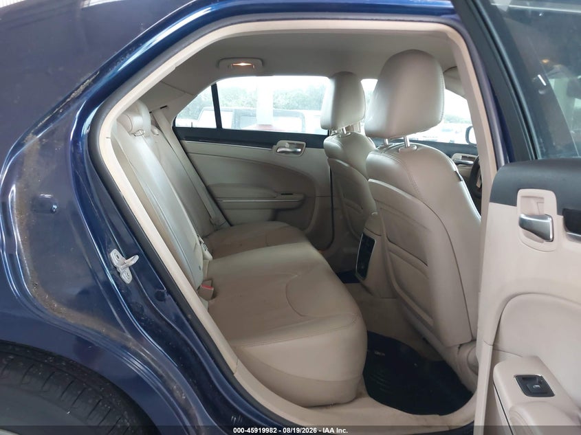 2014 Chrysler 300 VIN 2C3CCAAG6EH146691 IAAI salvage auction — NORMAL WEAR, Clear (Florida), sold $25 on 2026-10-04 (photo 8)