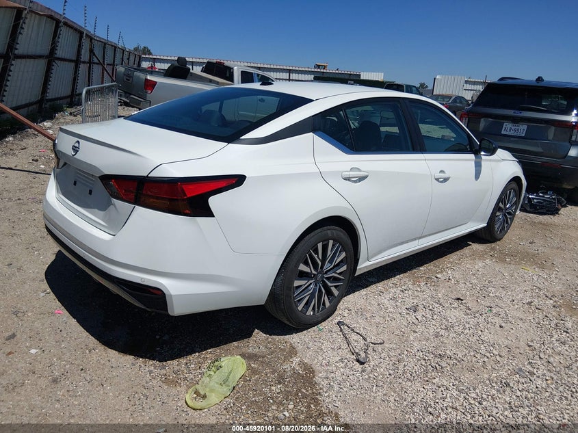 2026 Nissan Altima VIN 1N4BL4DV7TN331006 IAAI salvage auction — SIDE, Enterprise Vehicles Clear Only (Kansas), sold $16,400 on 2026-08-23 (photo 4)