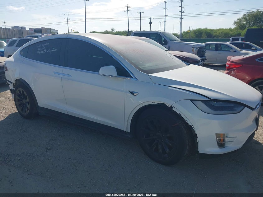 2019 Tesla Model x VIN 5YJXCBE27KF185972 — IAAI salvage auction photo