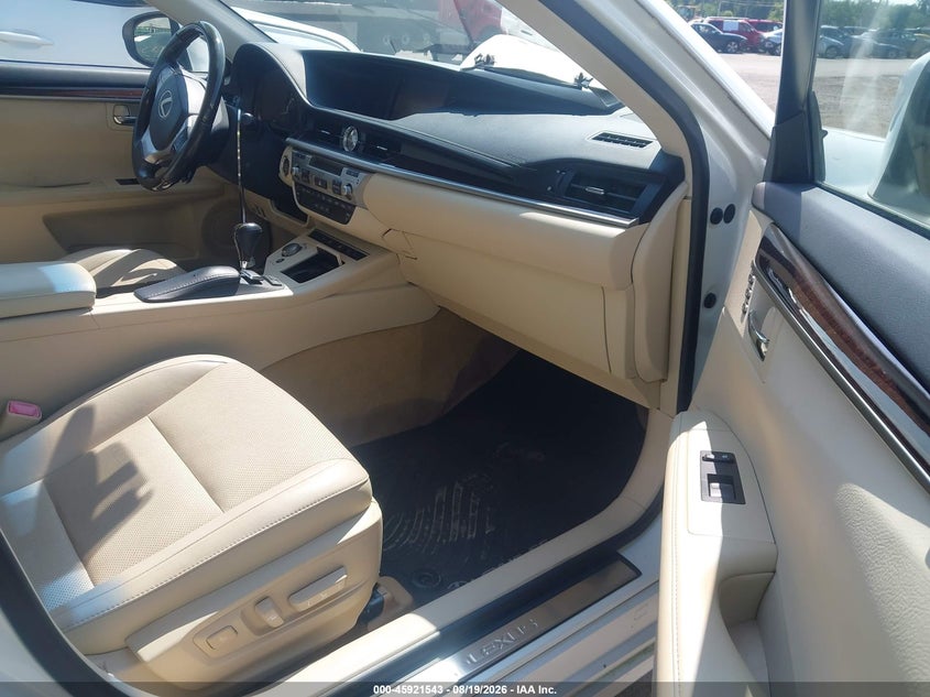 2014 Lexus ES VIN JTHBK1GG6E2093404 IAAI salvage auction — HAIL, Wait Title, sold $8,800 on 2026-09-15 (photo 5)