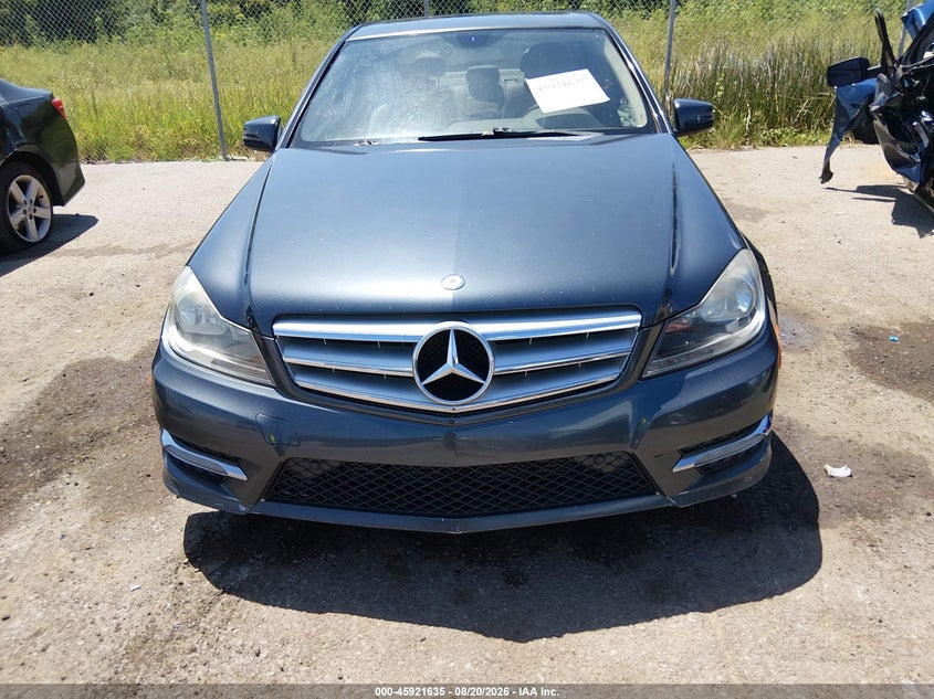 2013 Mercedes-benz C-klasse VIN WDDGF4HB5DA776866 IAAI salvage auction — ENGINE DAMAGE, Certificate Of Destruction (Louisiana), sold $350 on 2026-09-15 (photo 6)