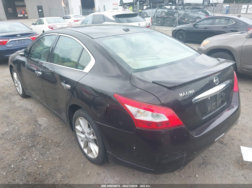 2010 Nissan Maxima VIN 1N4AA5AP4AC829122 IAAI salvage auction — SIDE, Clear (Massachusetts), sold $825 on 2026-08-31 (photo 3)