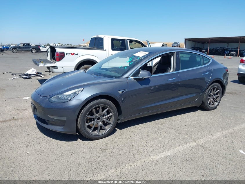 2019 Tesla Model 3 VIN 5YJ3E1EA7KF447435 IAAI salvage auction — RIGHT SIDE, Wait Title, sold $4,550 on 2026-09-10 (photo 2)