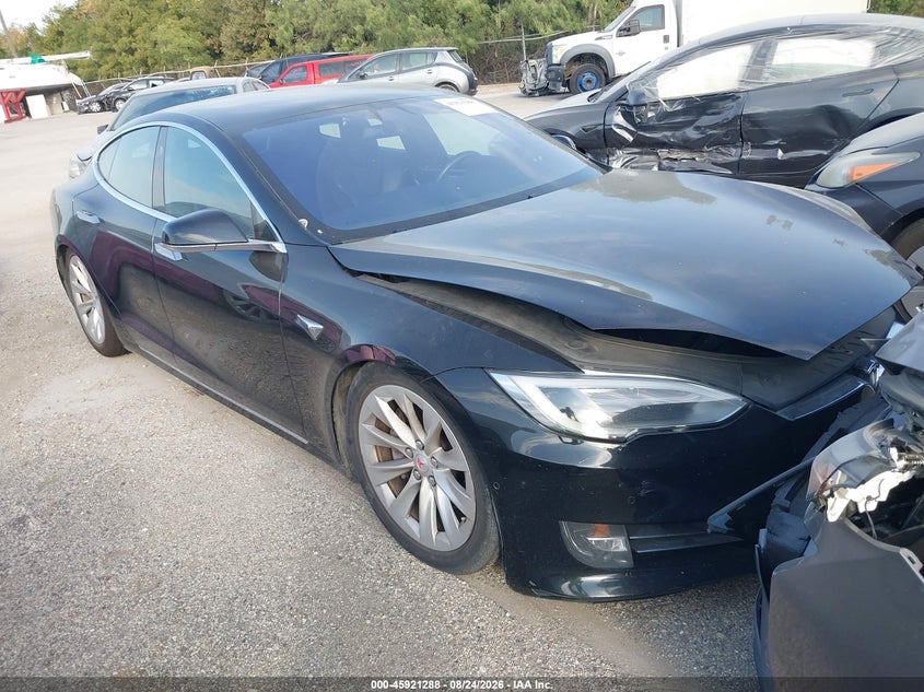 2017 Tesla Model s VIN 5YJSA1E2XHF229448 IAAI salvage auction — NORMAL WEAR, Salvage Title, sold $6,725 on 2026-09-10 (photo 1)